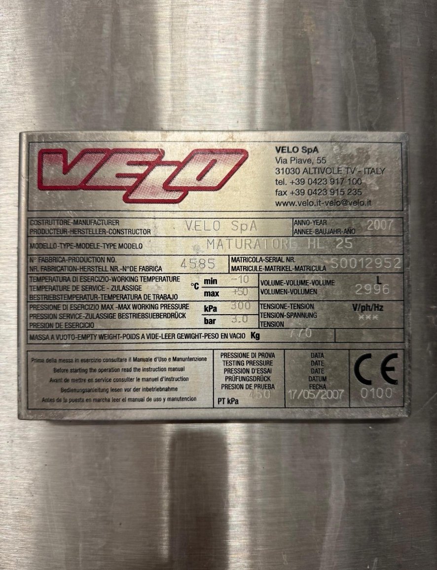 Brite tank manufacturer plate